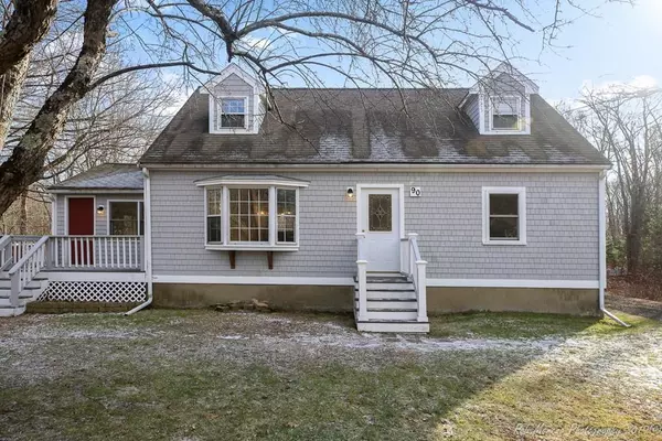 90 Main St, Newbury, MA 01922