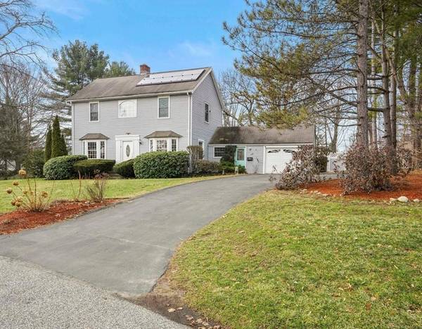 25 Salem End Lane, Framingham, MA 01702