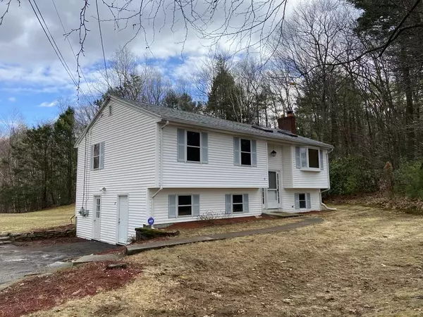 71 Breakneck Rd, Sturbridge, MA 01566