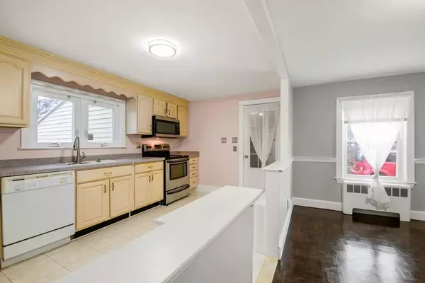 Saugus, MA 01906,238 Essex St