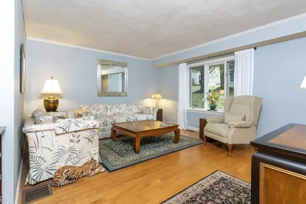 Saugus, MA 01906,203 Lewis O Gray Drive #203