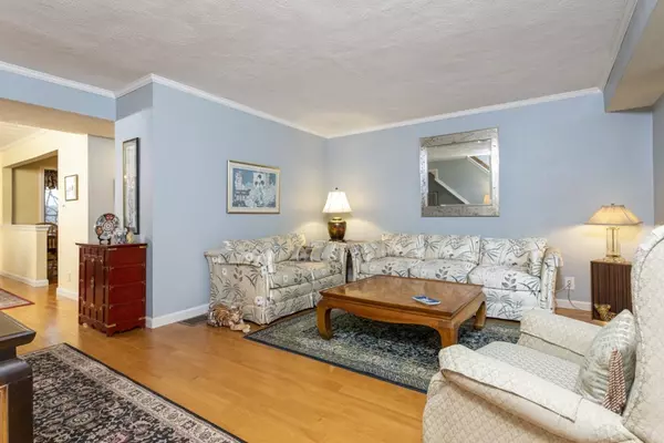 Saugus, MA 01906,203 Lewis O Gray Drive #203