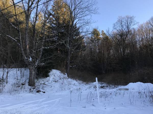 46 Dry Hill Rd, Montague, MA 01351