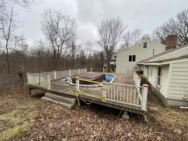 Hingham, MA 02043,136 Nokomis Rd