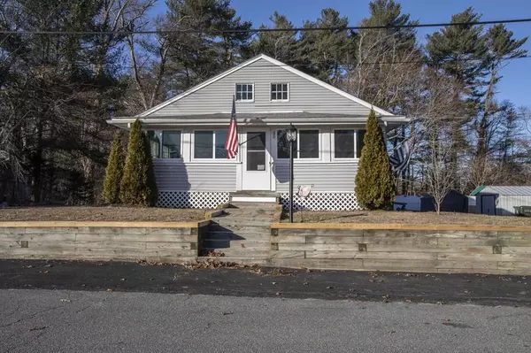 30 Lapham Street, Hanson, MA 02341