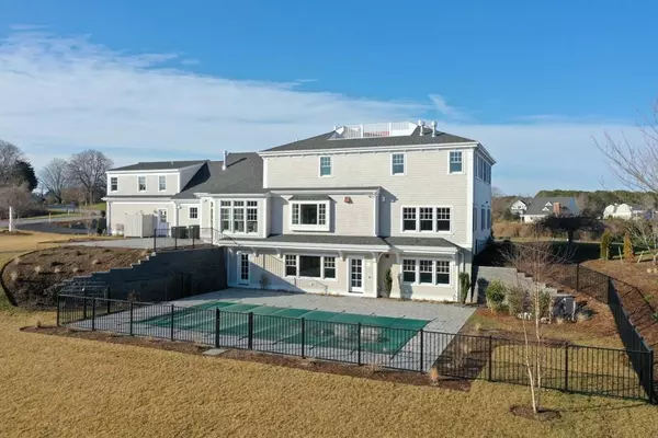 Orleans, MA 02653,23 Grandview Drive