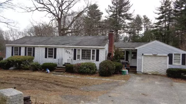 105 Fisher Rd, Southborough, MA 01772