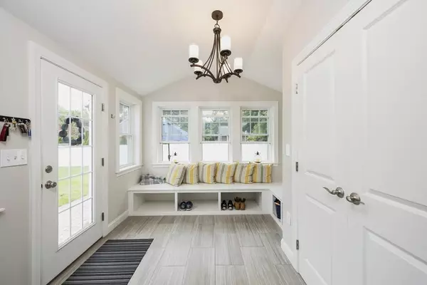 Newton, MA 02466,148 Lexington St