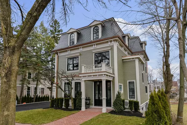 46 Mount Vernon Street #1, Cambridge, MA 02140