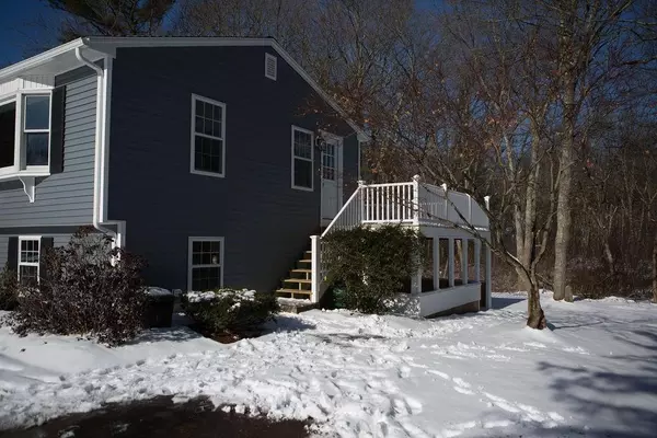 Attleboro, MA 02703,61 Deanville Rd