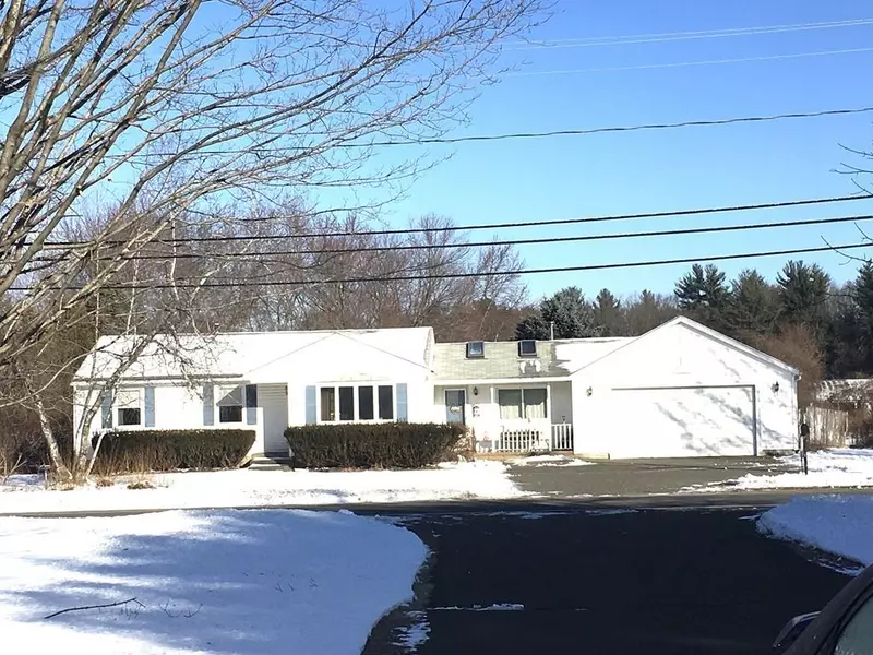 12 Point Grove, Southwick, MA 01077