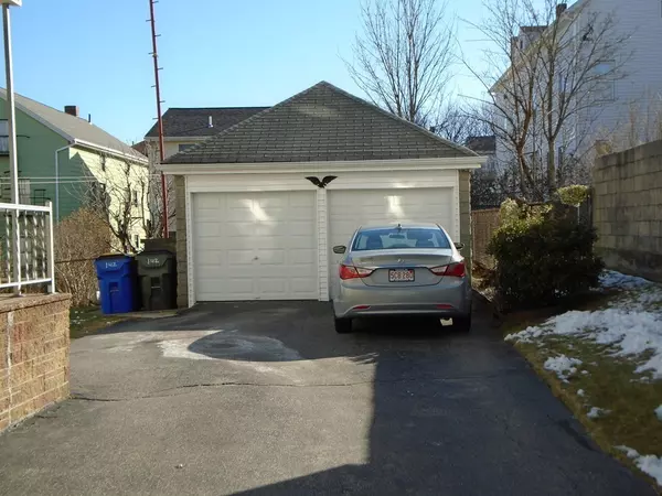 Fall River, MA 02721,142 Blackstone St