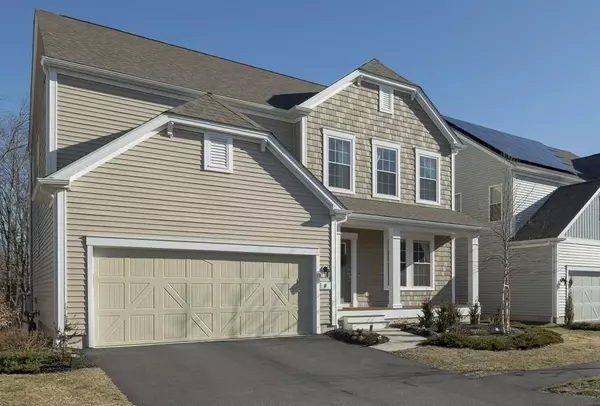 6 Skyhawk Cir, Weymouth, MA 02190