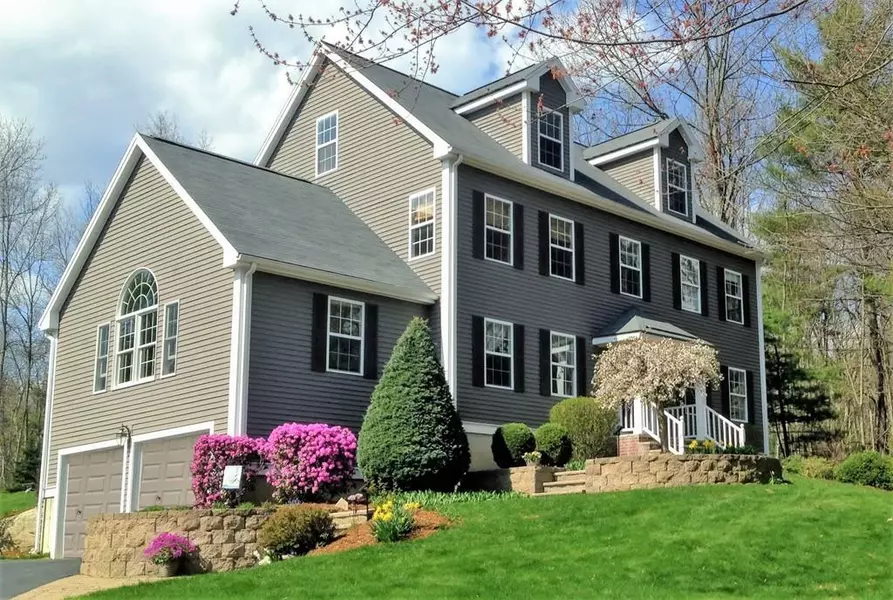 24 April Lane, Westford, MA 01886