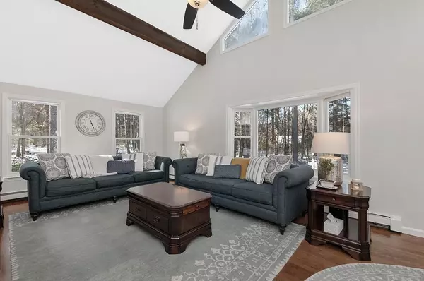 Carlisle, MA 01741,847 North Road