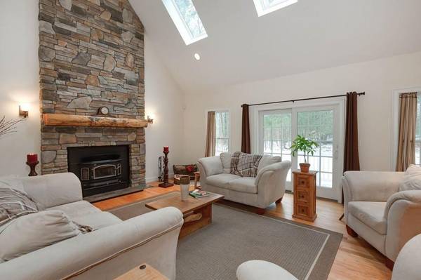 154 Brooks Station Rd, Princeton, MA 01541