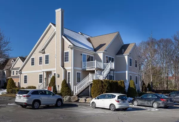 Abington, MA 02351,103 Regency Ln #103