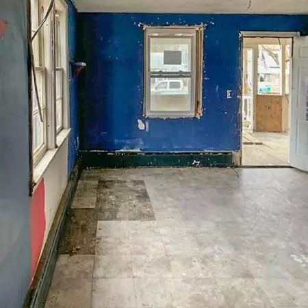 Warwick, RI 02889,70 Huron St