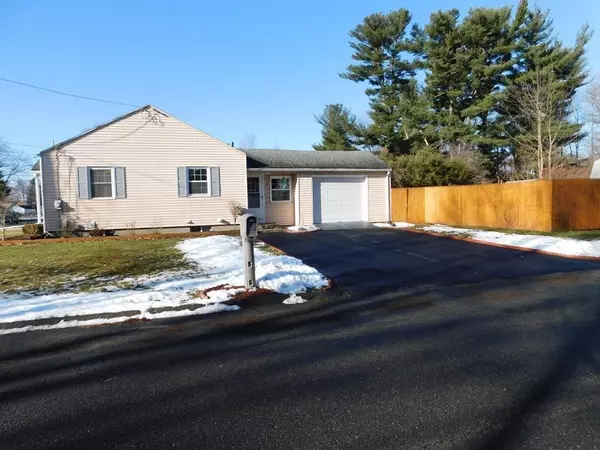 East Longmeadow, MA 01028,3 Converse Circle