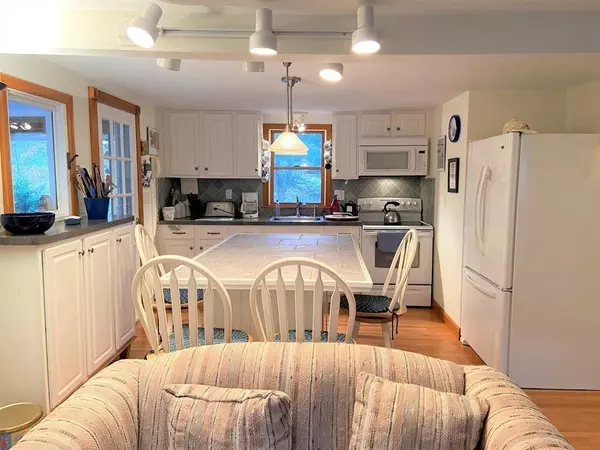 Brewster, MA 02631,71 Jonathans Way