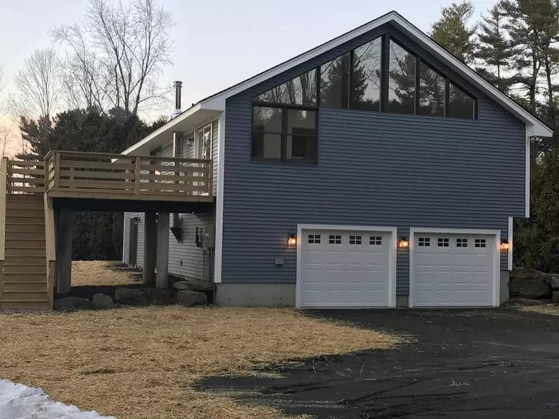 17 N Plain Rd, Sunderland, MA 01375