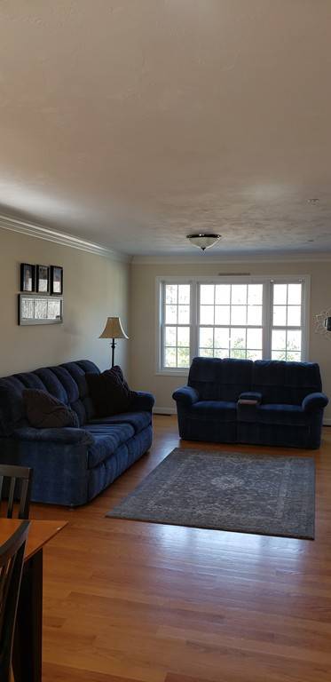 Groton, MA 01450,8 Bradley Dr #B