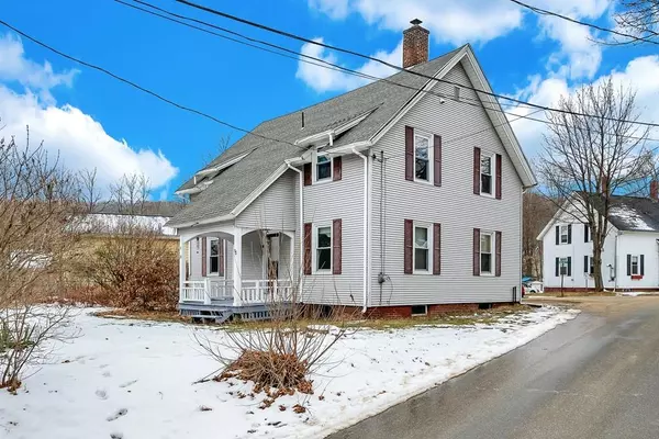 38 Main St, Hardwick, MA 01031