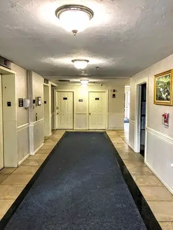 Quincy, MA 02169,230 Willard St #601