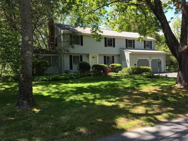 Wayland, MA 01778,15 Dean Rd