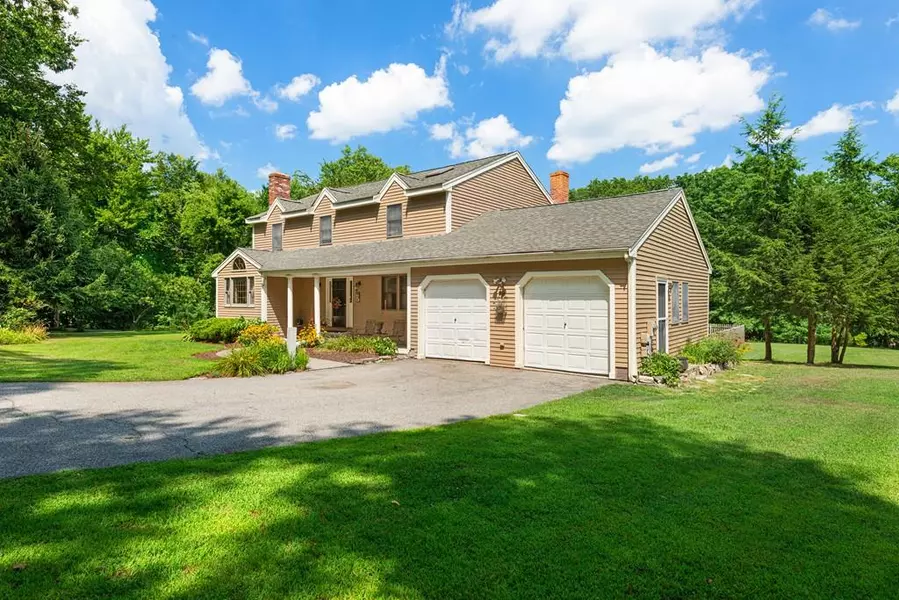 179 Little Pond County Rd, Cumberland, RI 02864