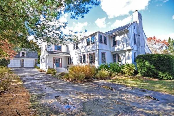 23 Highland St, Sharon, MA 02067