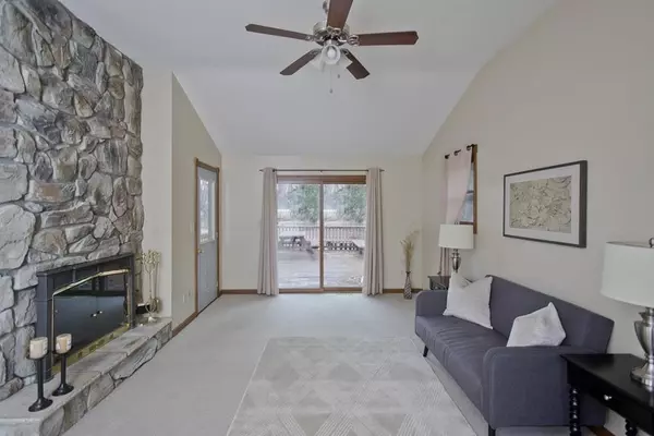 Agawam, MA 01001,104 Kanawha Ave