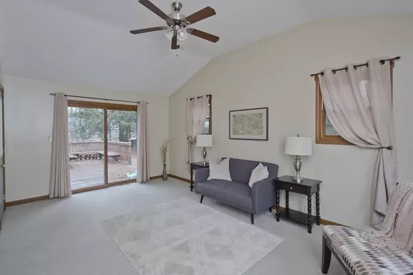 Agawam, MA 01001,104 Kanawha Ave