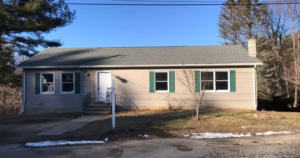 12 Langevin St, Spencer, MA 01562