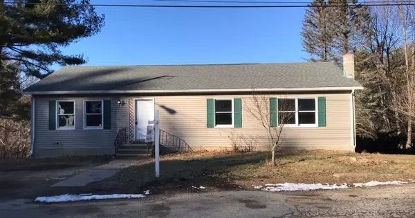 12 Langevin St, Spencer, MA 01562