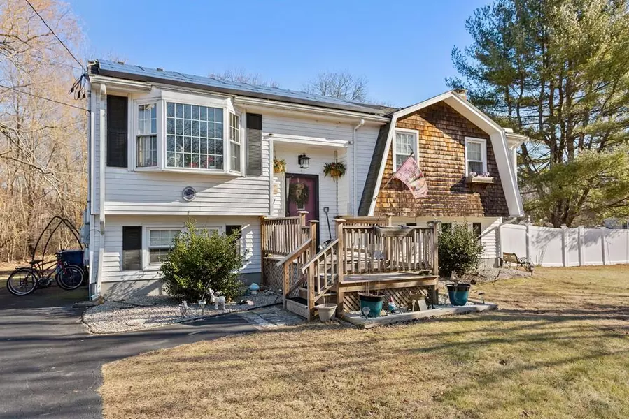 1 Patlena Dr, Norton, MA 02766