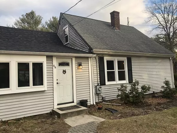 66 Holmes St, Carver, MA 02330