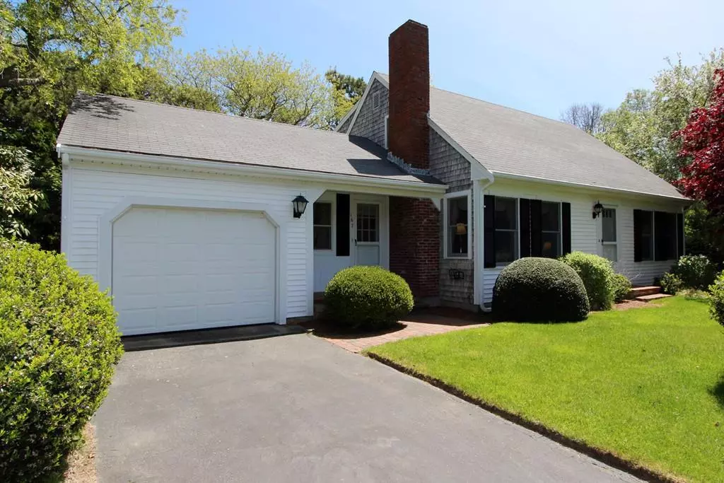 Brewster, MA 02631,167 Ambergris Cir