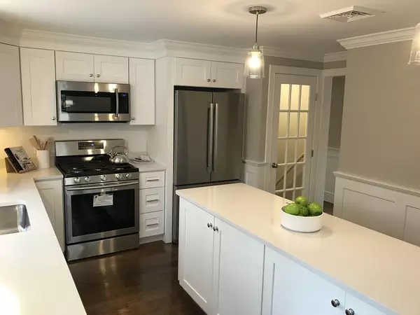 Newton, MA 02459,204 Dedham Street
