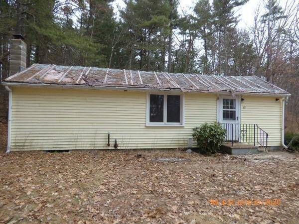 10 Davis Rd, Holland, MA 01521