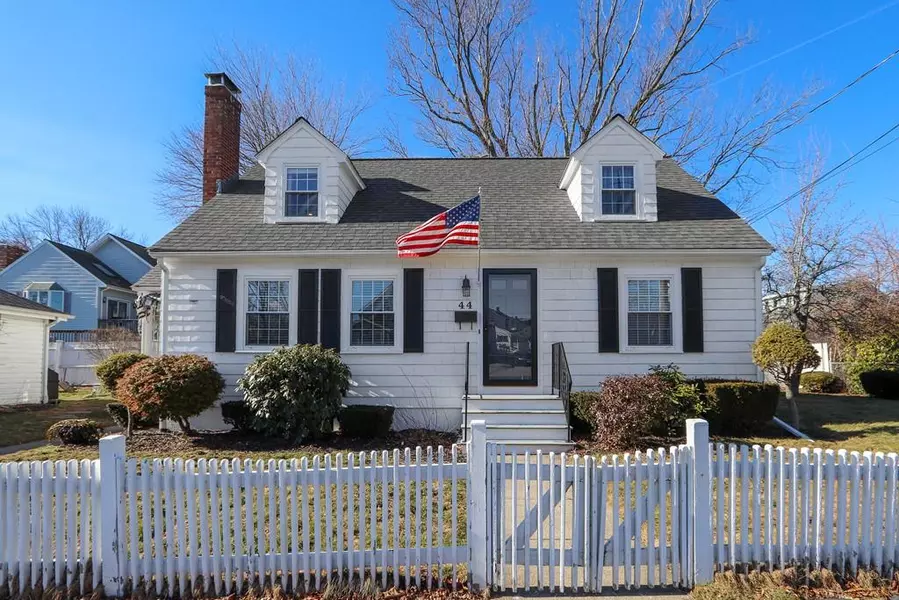 44 Bayview Street, Weymouth, MA 02191