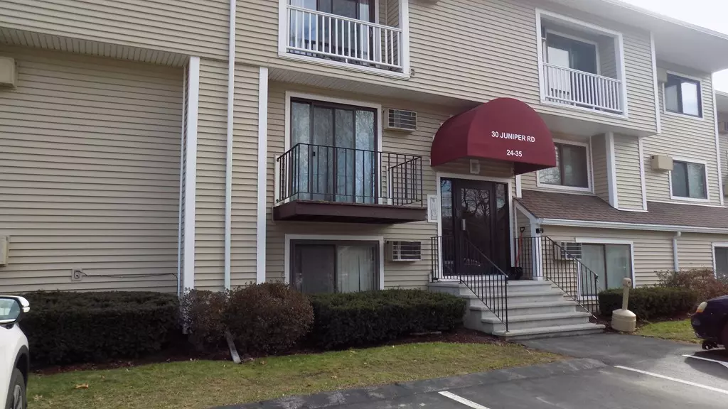 North Attleboro, MA 02760,30 Juniper Rd #29