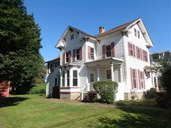 10 Franklin Ave, Westfield, MA 01085