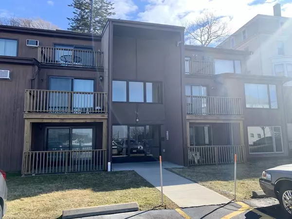 66 Prospect St #A, Fall River, MA 02720