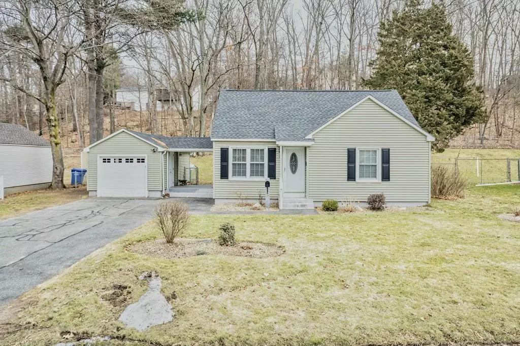 Palmer, MA 01069,9 Cabot St.