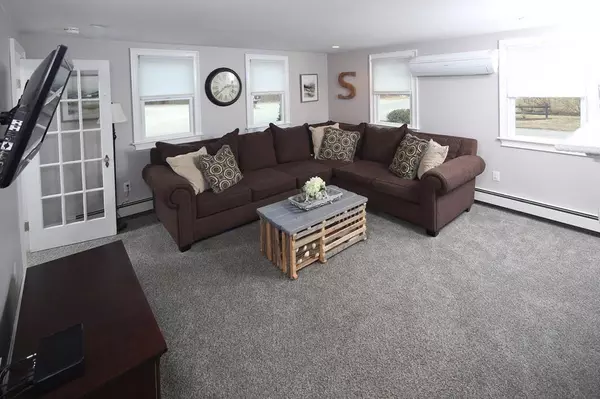 Hanson, MA 02341,184 Monponsett St