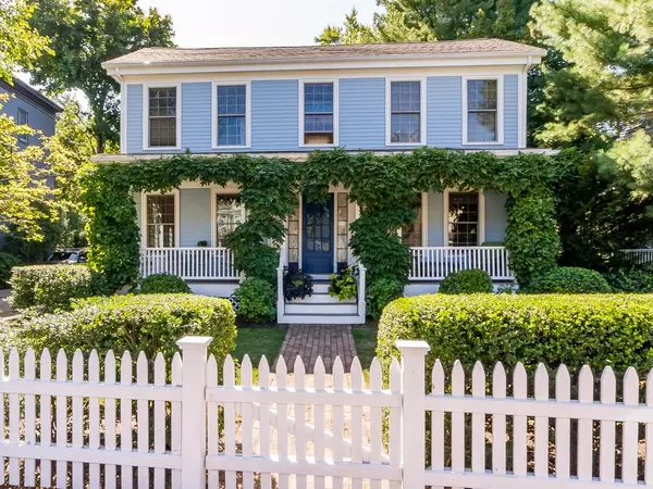 164 Elm Street North #1, Cambridge, MA 02140