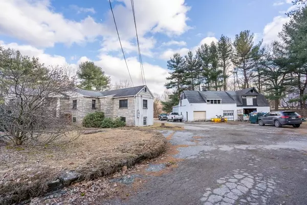 15 Pinrock Rd, Auburn, MA 01501