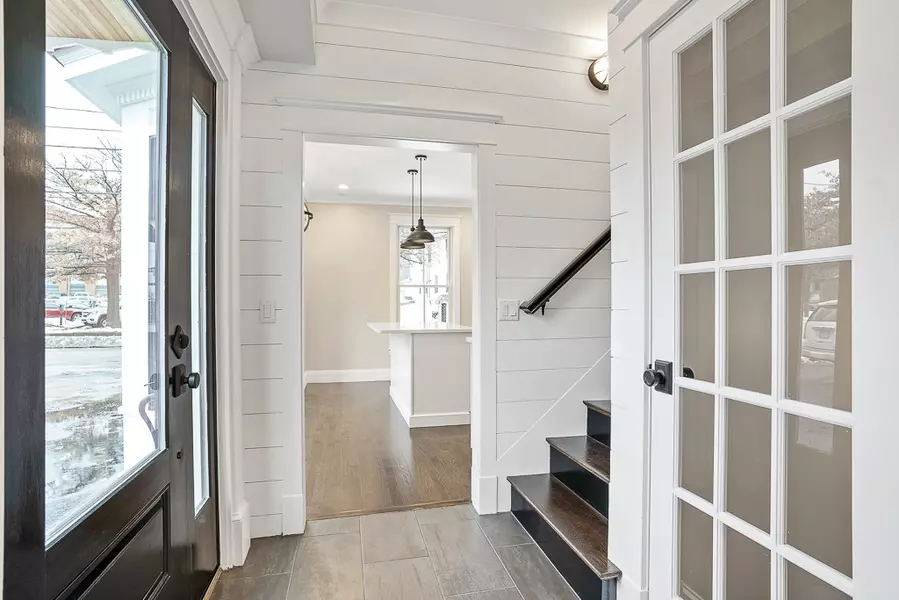 23 Pearl #23, Newton, MA 02458