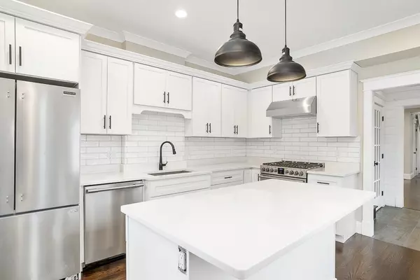 Newton, MA 02458,23 Pearl #23
